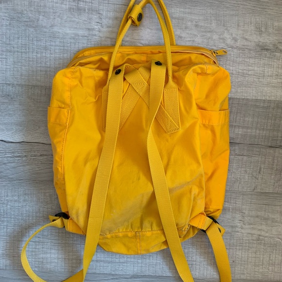 This is a fjällräven kånken backpack! - Picture 2 of 3